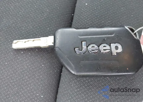 2021 Jeep Wrangler Sport 4X4 z USA, uszkodzony, nr VIN 1C4GJXAG5MW557070